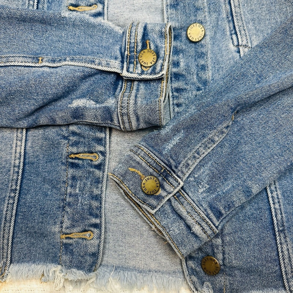 Just‎ USA Boutique Women Distressed Blue Staircase Hem Jean Jacket Button Up-Med - Picture 10 of 13